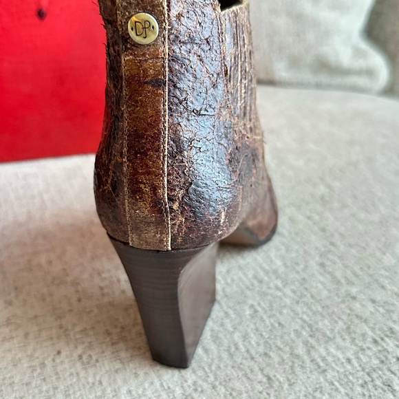 Donald J. Pliner Ankle Booties vale 8.5 cowgirl boots chestnut crackled - Picture 6 of 11